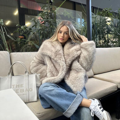 AMALIE | Fur Coat