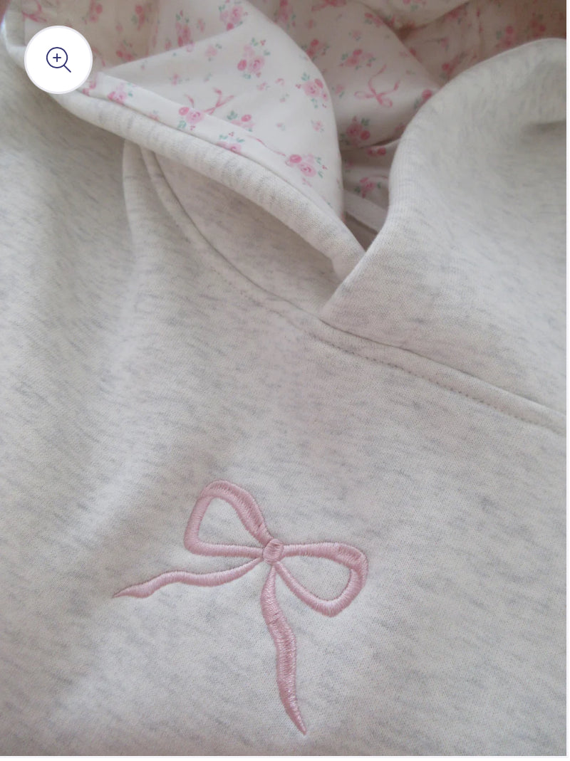 HILDE | Bow hoodie